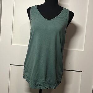 Manduka turquoise racerback tank top women’s medium